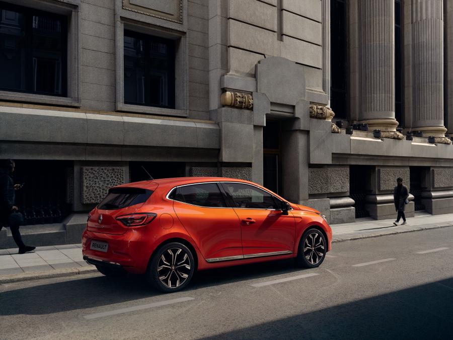  Renault Clio 2019 года  (WW) (фото 18 из 48)